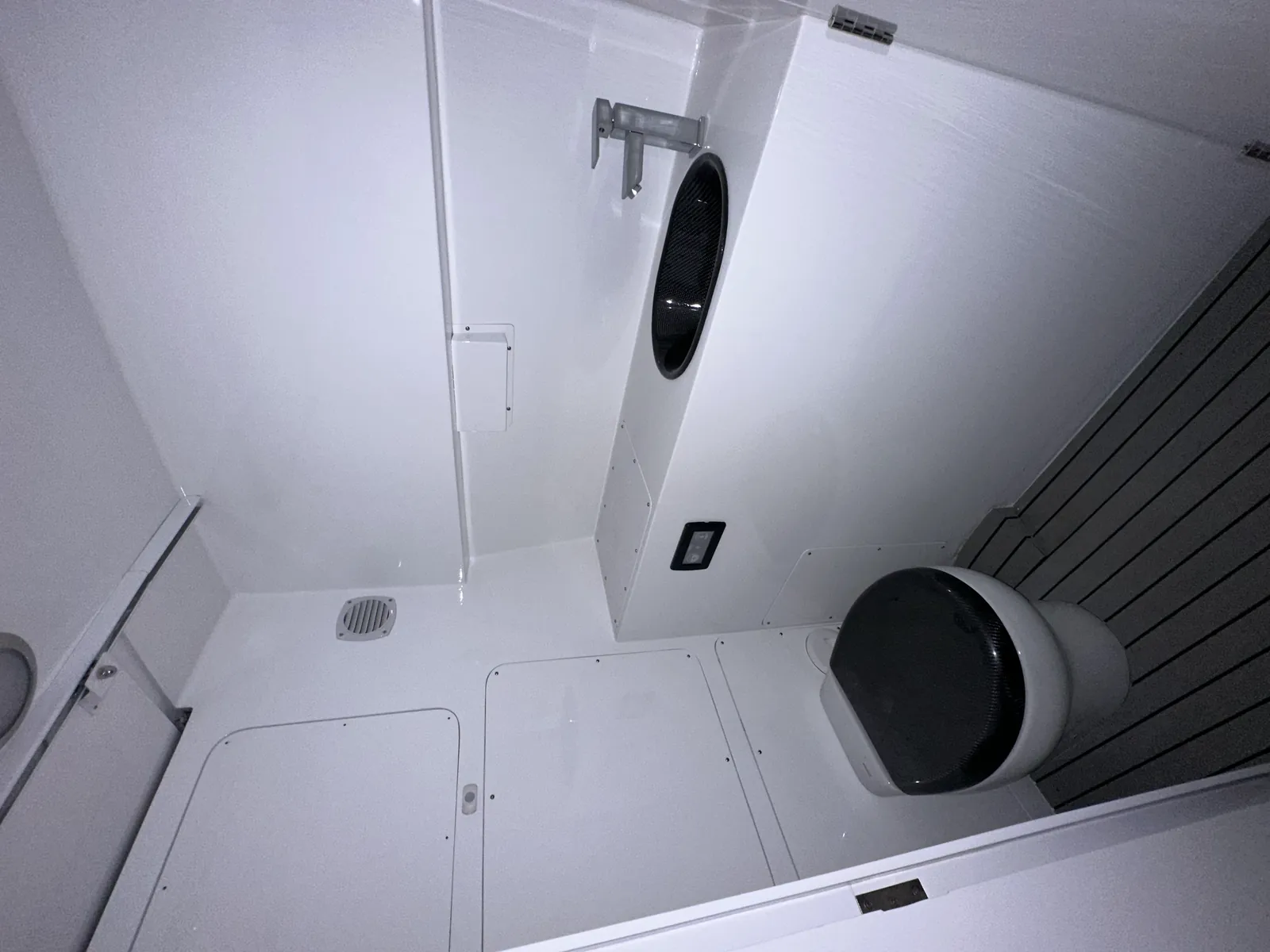 Forward cabin, with berth and headlining detail