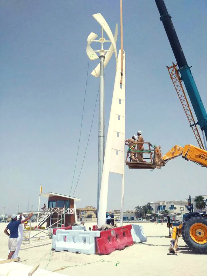 Assembly on site with the crane in place